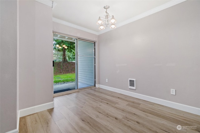 unfurnished room with crown molding, a chandelier, and light hardwood / wood-style flooring