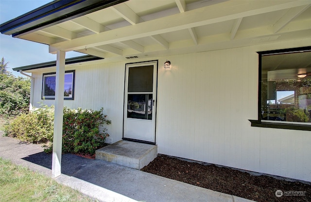 view of property entrance