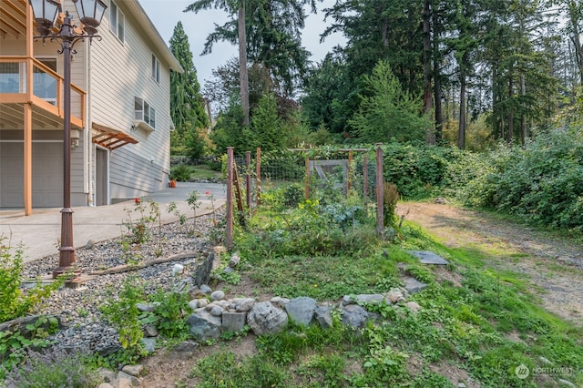 view of yard with a garage