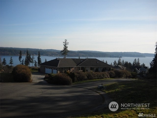 Listing photo 3 for 12615 101st Avenue Ct NW, Gig Harbor WA 98329