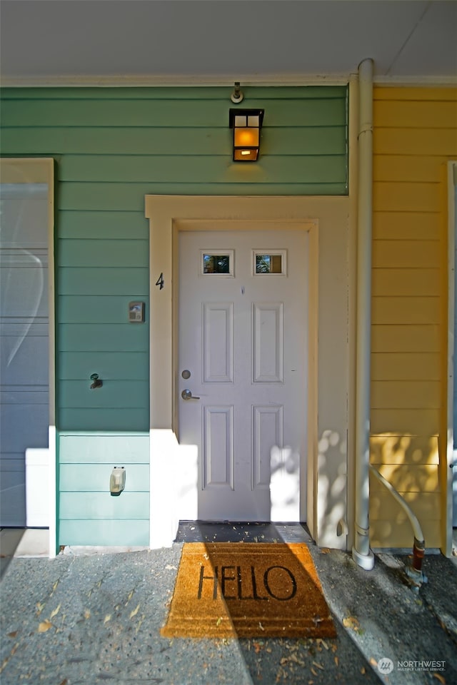 view of entrance to property