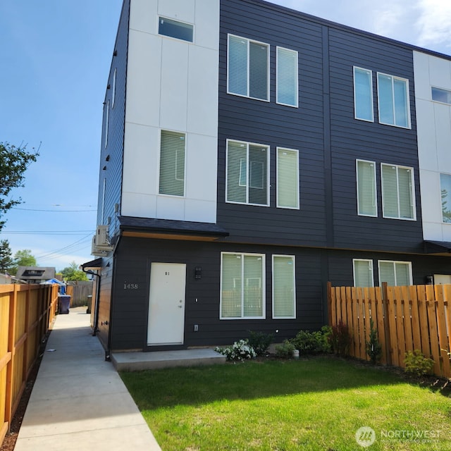 1438 E 31st St, Tacoma, WA 98404 - photo 4