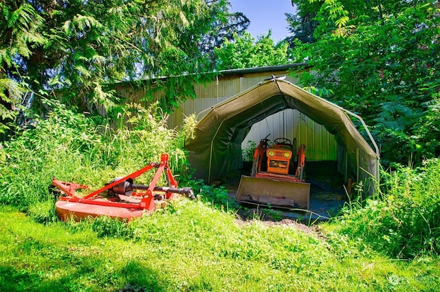 view of outdoor structure