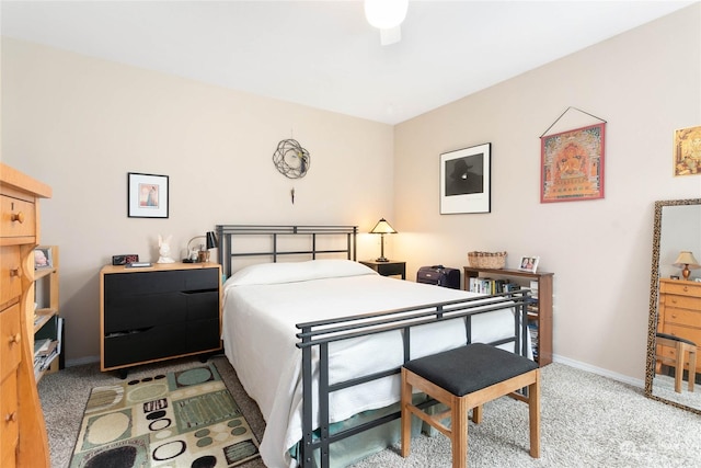 bedroom featuring carpet floors and ceiling fan