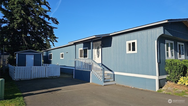 Listing photo 2 for 31108 3rd Ave Unit 105, Black Diamond WA 98010