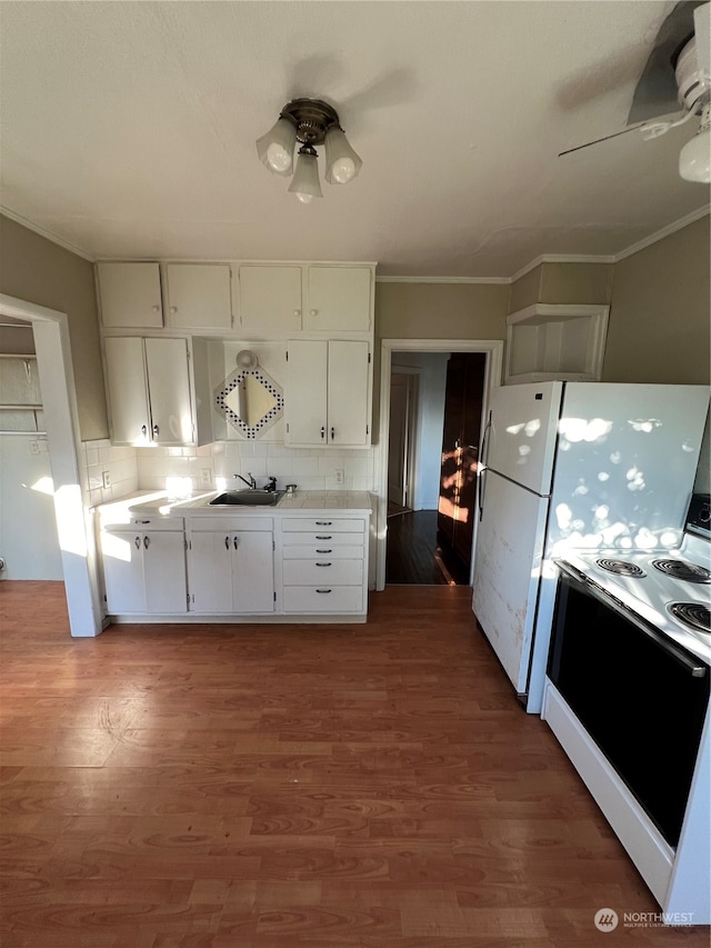 kitchen with white electric range, white cabinetry, wood-type flooring, and ceiling fan