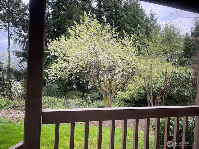 3917 Mallard Point Dr, Anacortes, WA 98221 - view of balcony