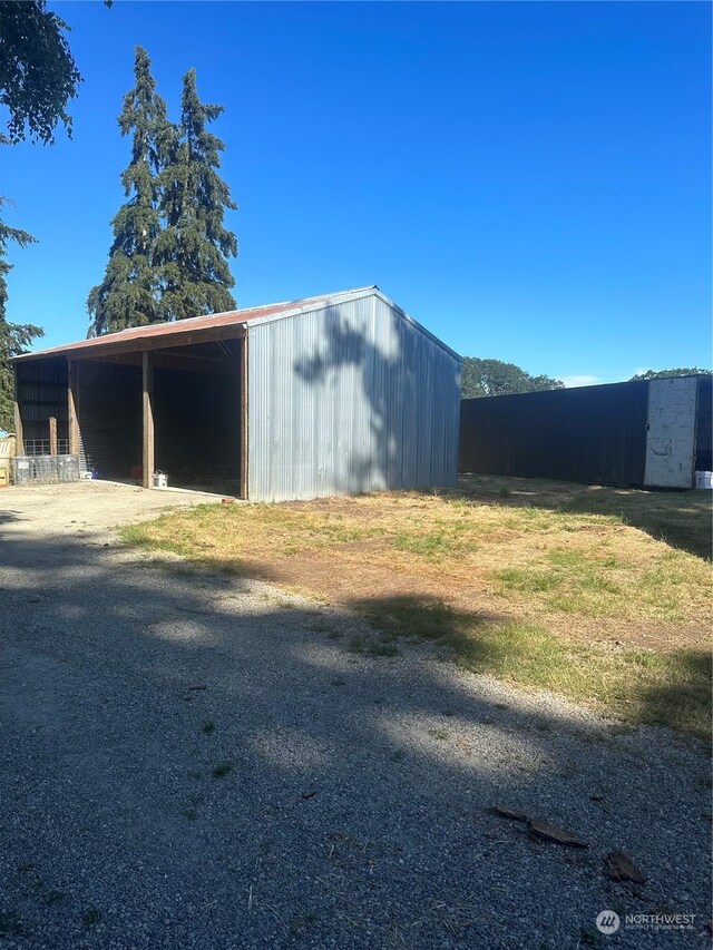 view of outbuilding