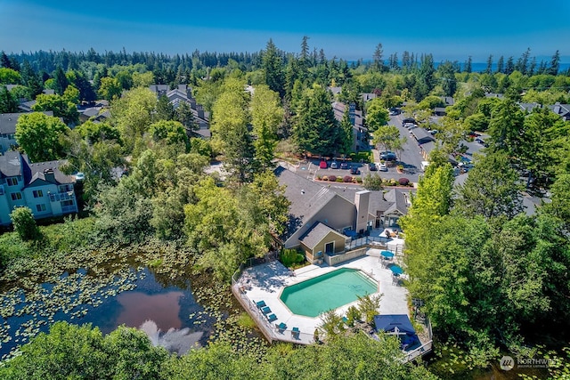 bird's eye view with a water view