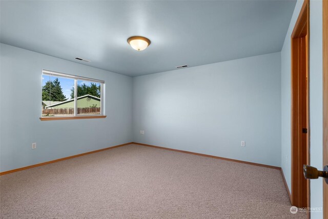 empty room with carpet