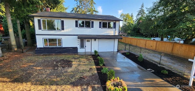 view of front of property featuring a garage