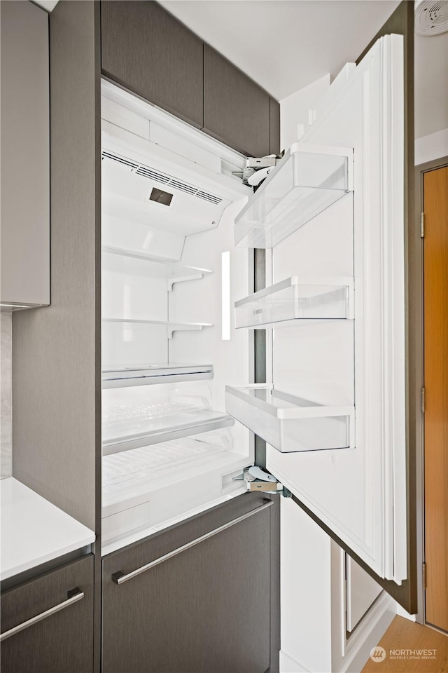 room details featuring fridge