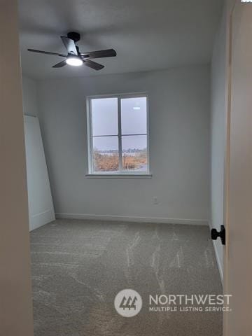 433 SE Stacy Dr, Moses Lake, WA 98837 - spare room with carpet floors and ceiling fan