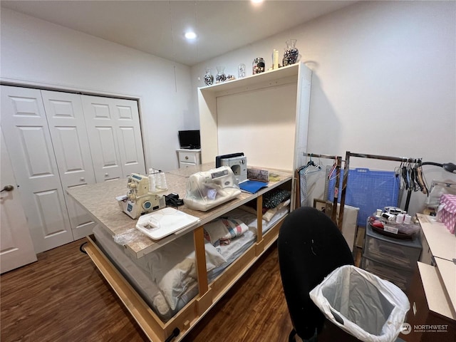 office space with dark hardwood / wood-style flooring