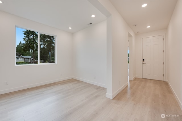29209 217th Pl SE Unit 30, Black Diamond, WA 98010 - unfurnished room with visible vents, baseboards, recessed lighting, and light wood-style floors