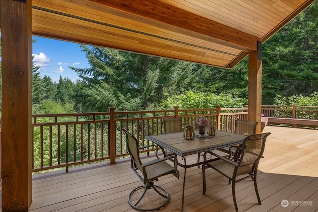 deck featuring outdoor dining space