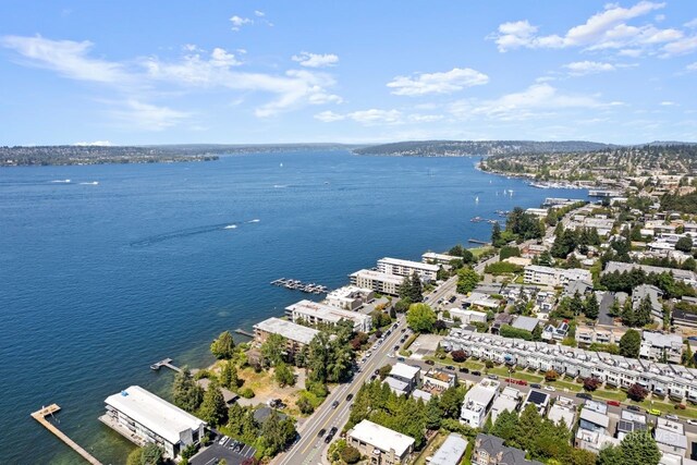 6211 Lake Washington Blvd NE, Kirkland, WA 98033