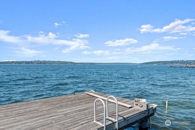 6211 Lake Washington Blvd NE, Kirkland, WA 98033