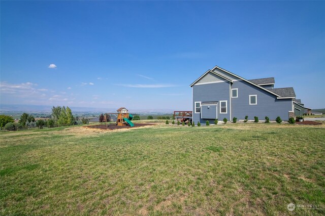 view of yard featuring a playground