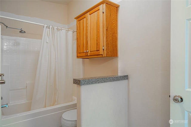 935 Sunrise Dr, Manson, WA 98831 - bathroom featuring shower / tub combo and toilet