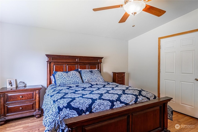 935 Sunrise Dr, Manson, WA 98831 - bedroom featuring vaulted ceiling, light wood-style floors, and ceiling fan