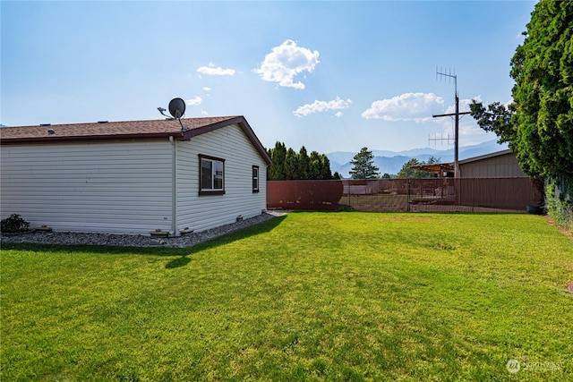 935 Sunrise Dr, Manson, WA 98831 - view of yard featuring a mountain view
