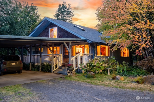 view of front of home with covered porch