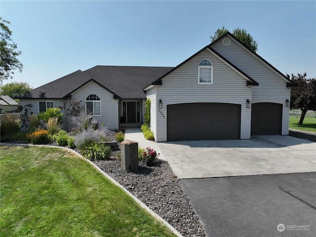 ranch-style house with a front yard