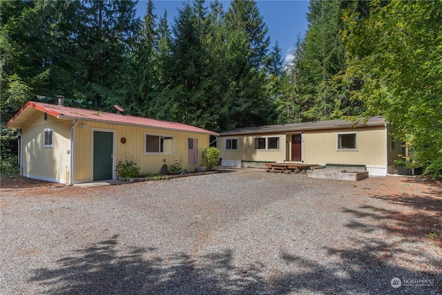 view of front of property with metal roof