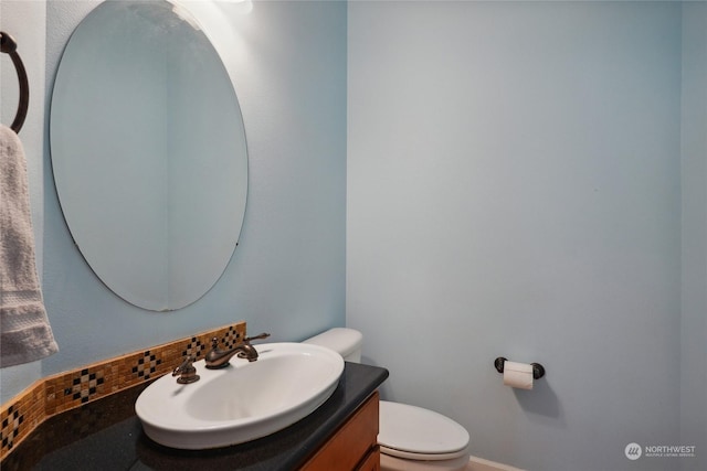 403 N I St, Tacoma, WA 98403 - bathroom with toilet and vanity
