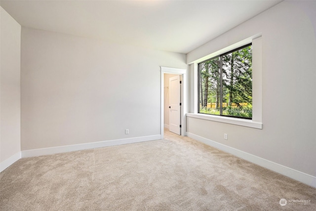 view of carpeted spare room