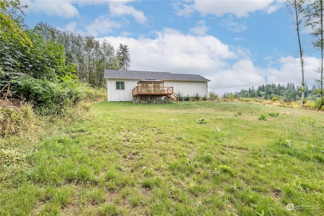 3021 Stella Rd, Longview, WA 98632 - view of yard featuring a deck