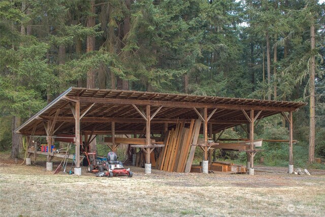 view of outbuilding