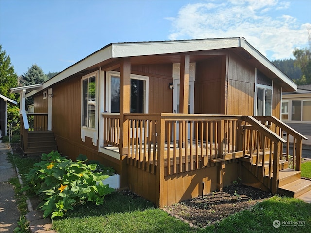 exterior space featuring a porch