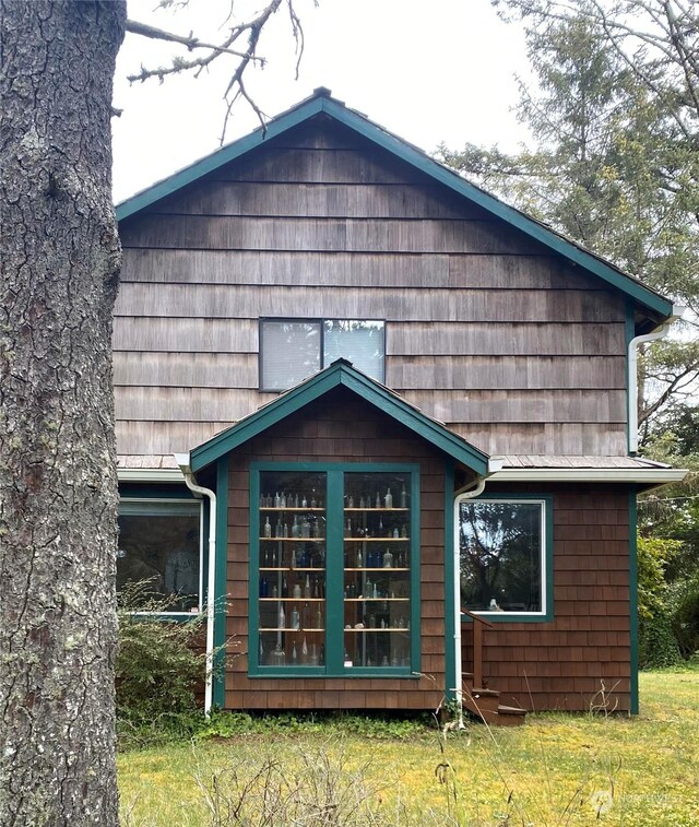 view of back of property