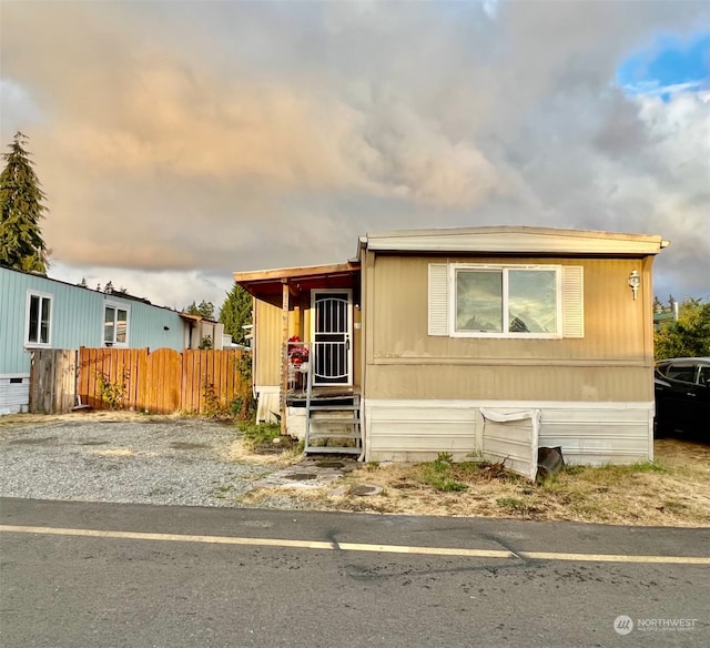 view of manufactured / mobile home