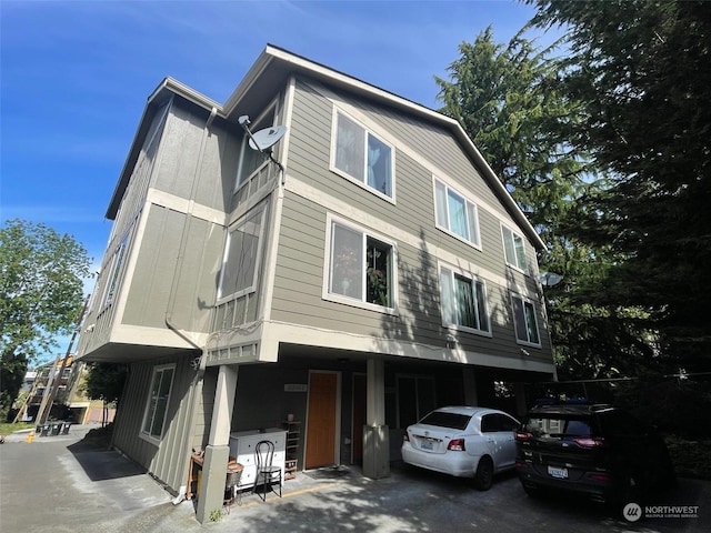 view of townhome / multi-family property