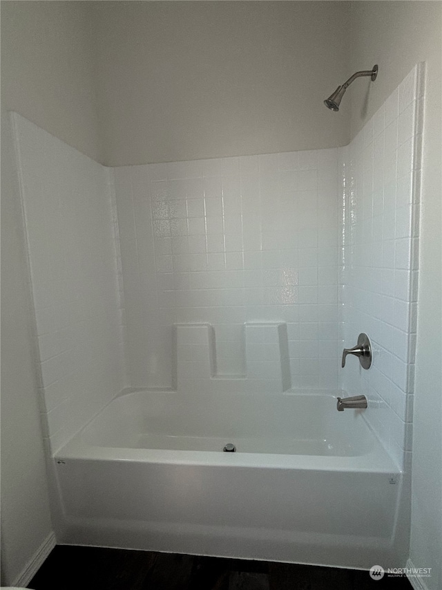 bathroom featuring shower / washtub combination