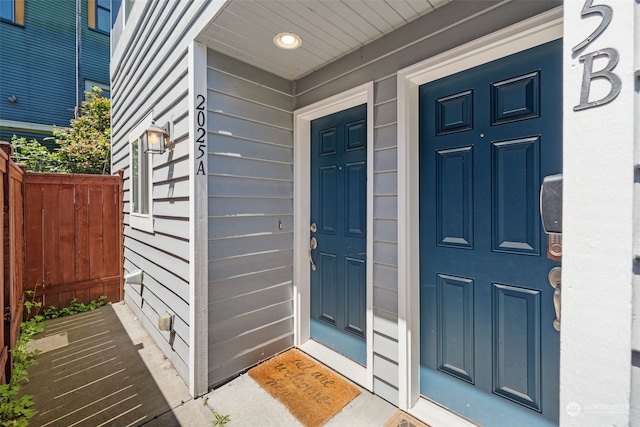 entrance to property with covered porch