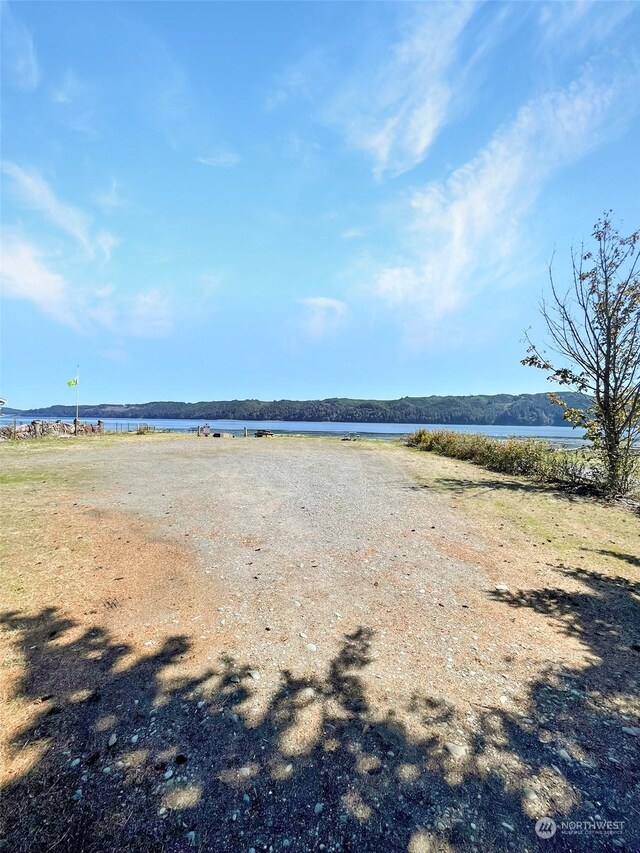 111 N Colony Surf Dr, Lilliwaup, WA 98555