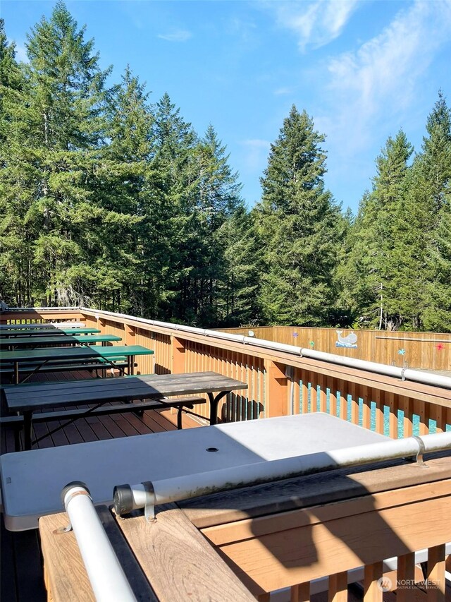 111 N Colony Surf Dr, Lilliwaup, WA 98555
