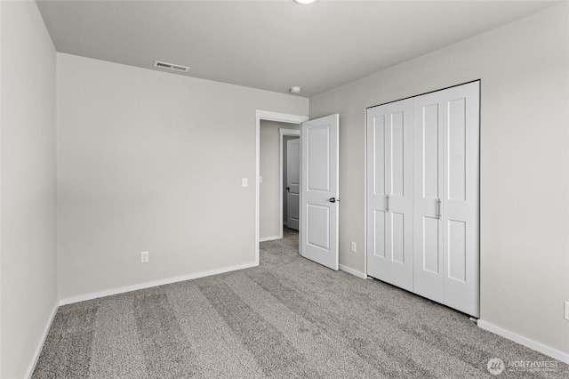 518 Chinook Winds Ln, Tieton, WA 98947 - unfurnished bedroom with carpet flooring, baseboards, and visible vents