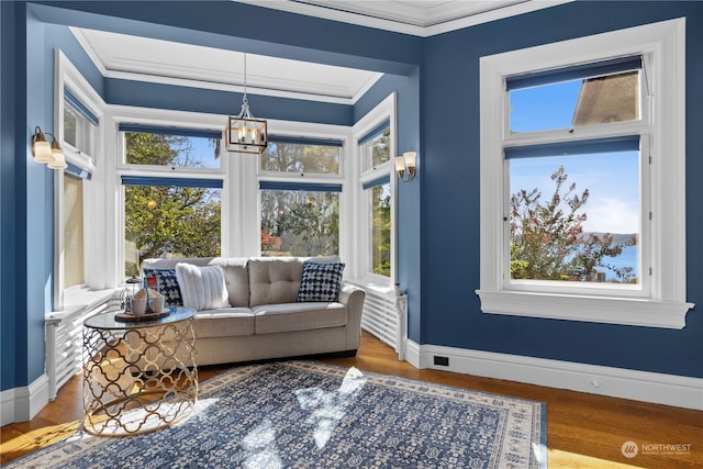 unfurnished sunroom featuring a notable chandelier