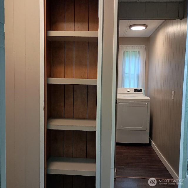 8 Griffard St, Copalis Beach, WA 98535 - closet featuring washer / dryer