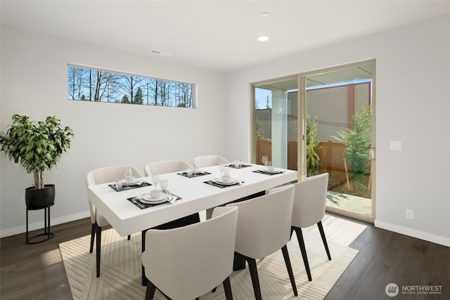 dining space featuring recessed lighting, baseboards, visible vents, and dark wood-style flooring