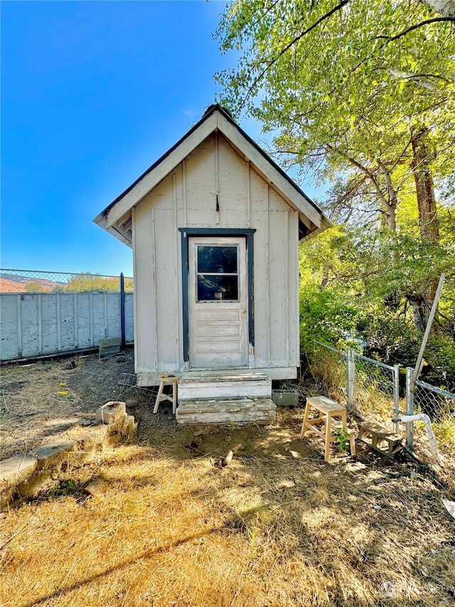 view of outbuilding