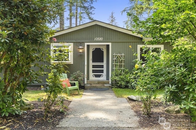 view of outbuilding