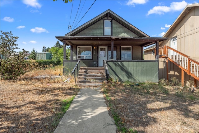 view of front of house featuring a porch