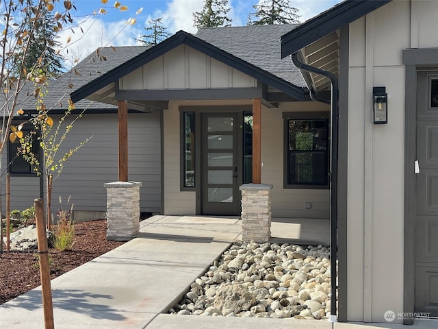 property entrance featuring covered porch