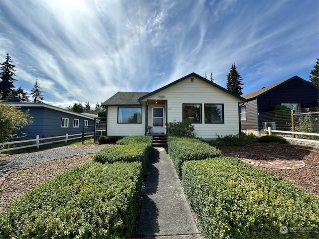 view of front of property